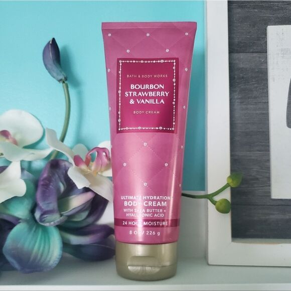 Bath & Body Works Bourbon Strawberry Vanilla Body Cream - Picture 2 of 6